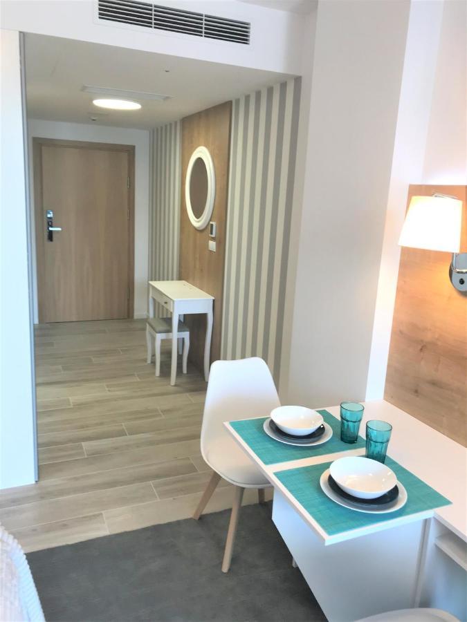 6 Pietro Seaside Apartment Kolobrzeg Exterior photo
